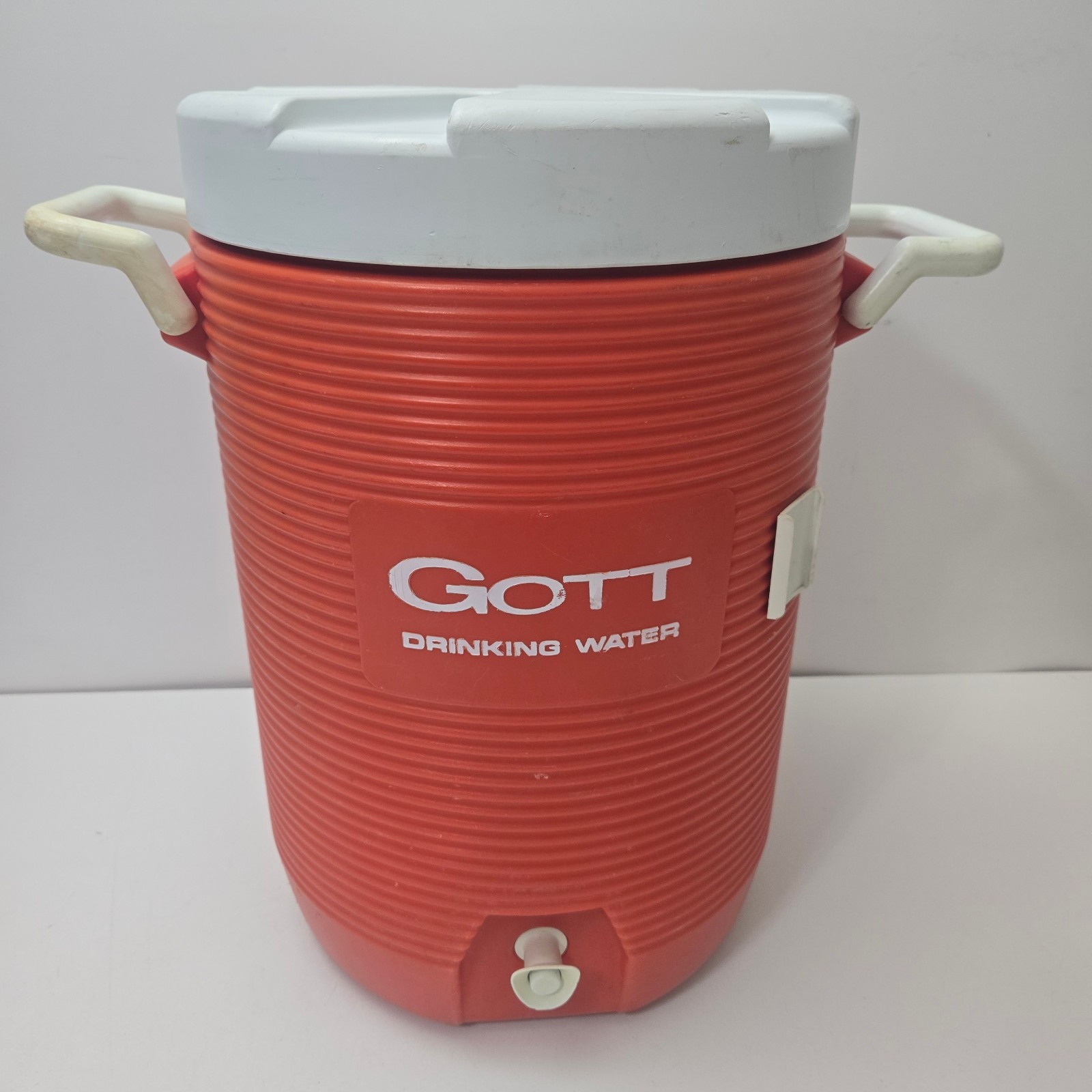GOTT 5-Gallon Heavy-Duty Drinking Water Dispenser Jug Model 1685 Lid USA Made