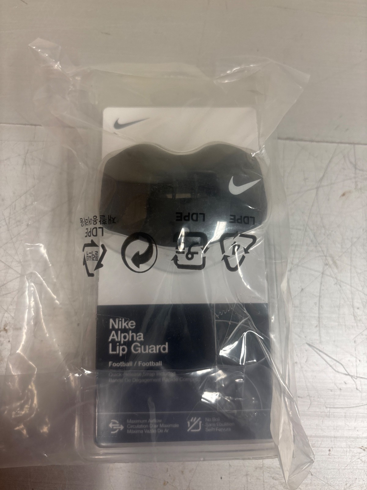 Nike Alpha Lip Protector Football Mouthguard