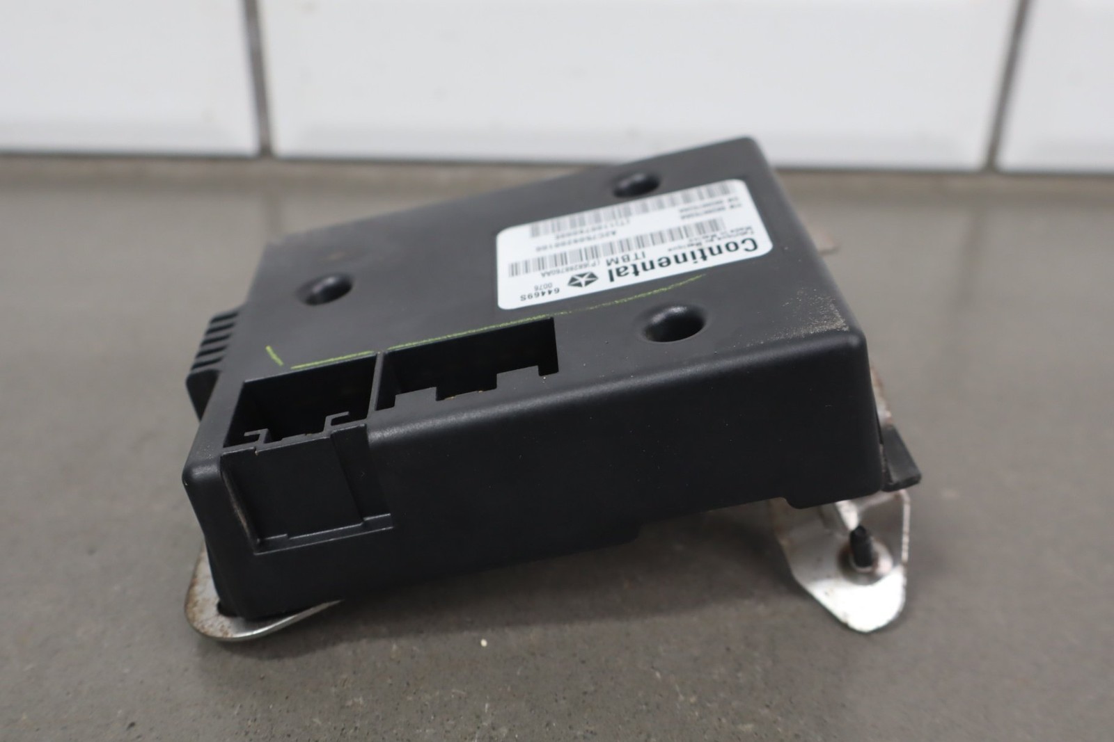 2013-2018 Ram 2500 Dash Mounted Trailer Brake Controller & Module OEM