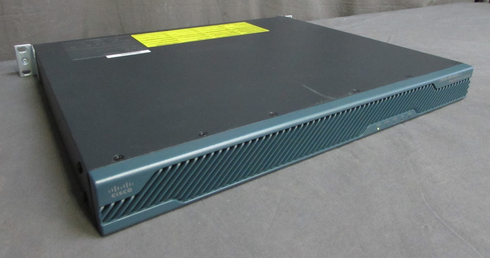 Cisco ASA 5520 Series ASA5520-K8 V06 Adaptive Security Appliance