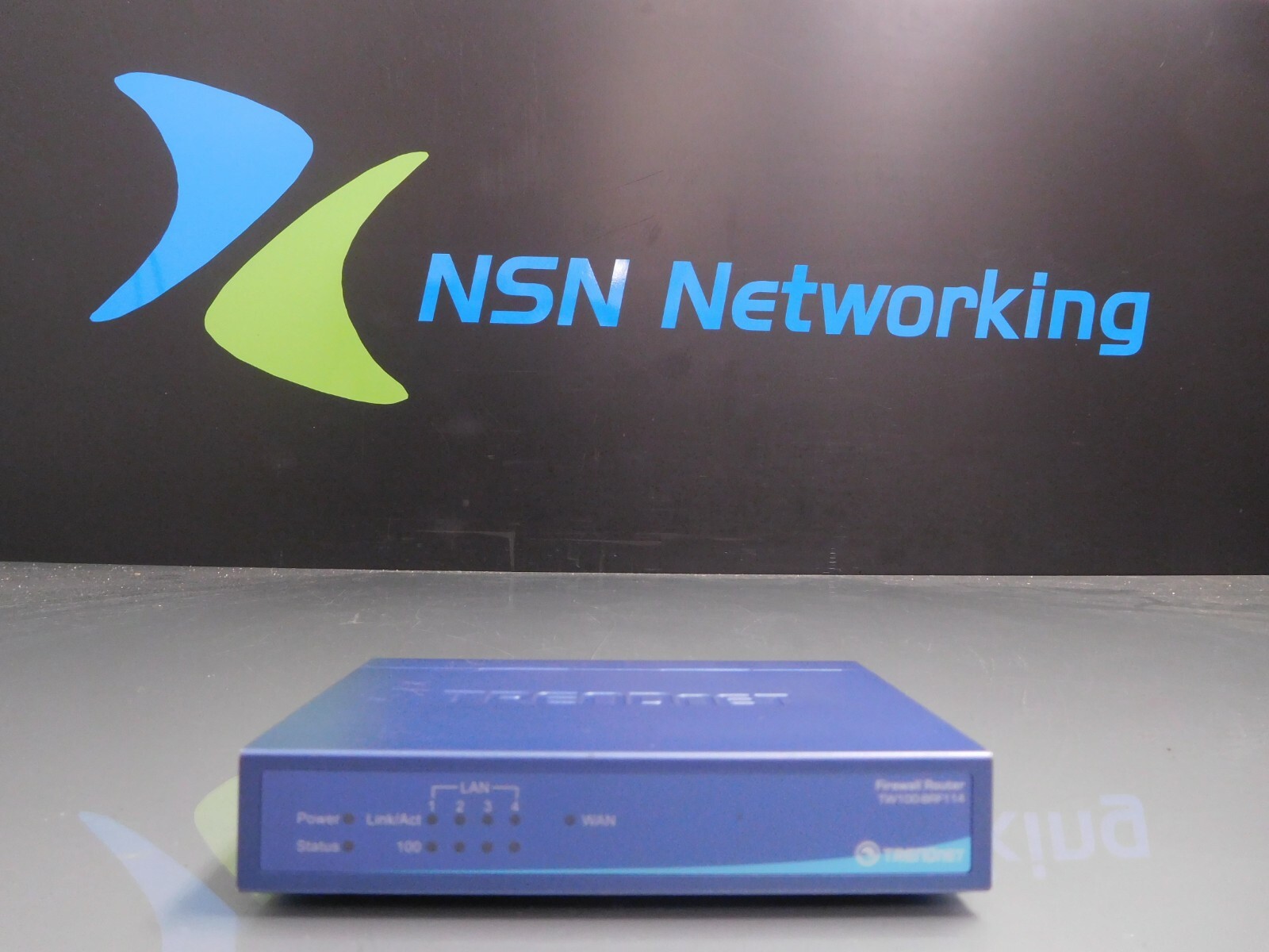 TRENDnet TW100-BRF114 4-Port Cable DSL Firewall Router