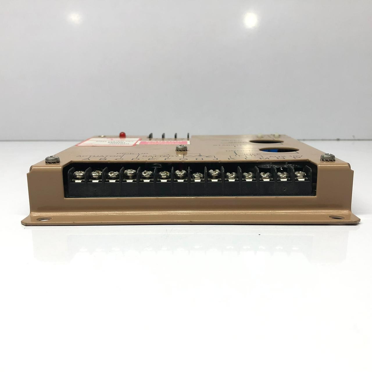 SPEED CONTROL UNIT ESD5221 GOVERNORS SPEED CONTROL UNIT FREE FAST SHIPPING