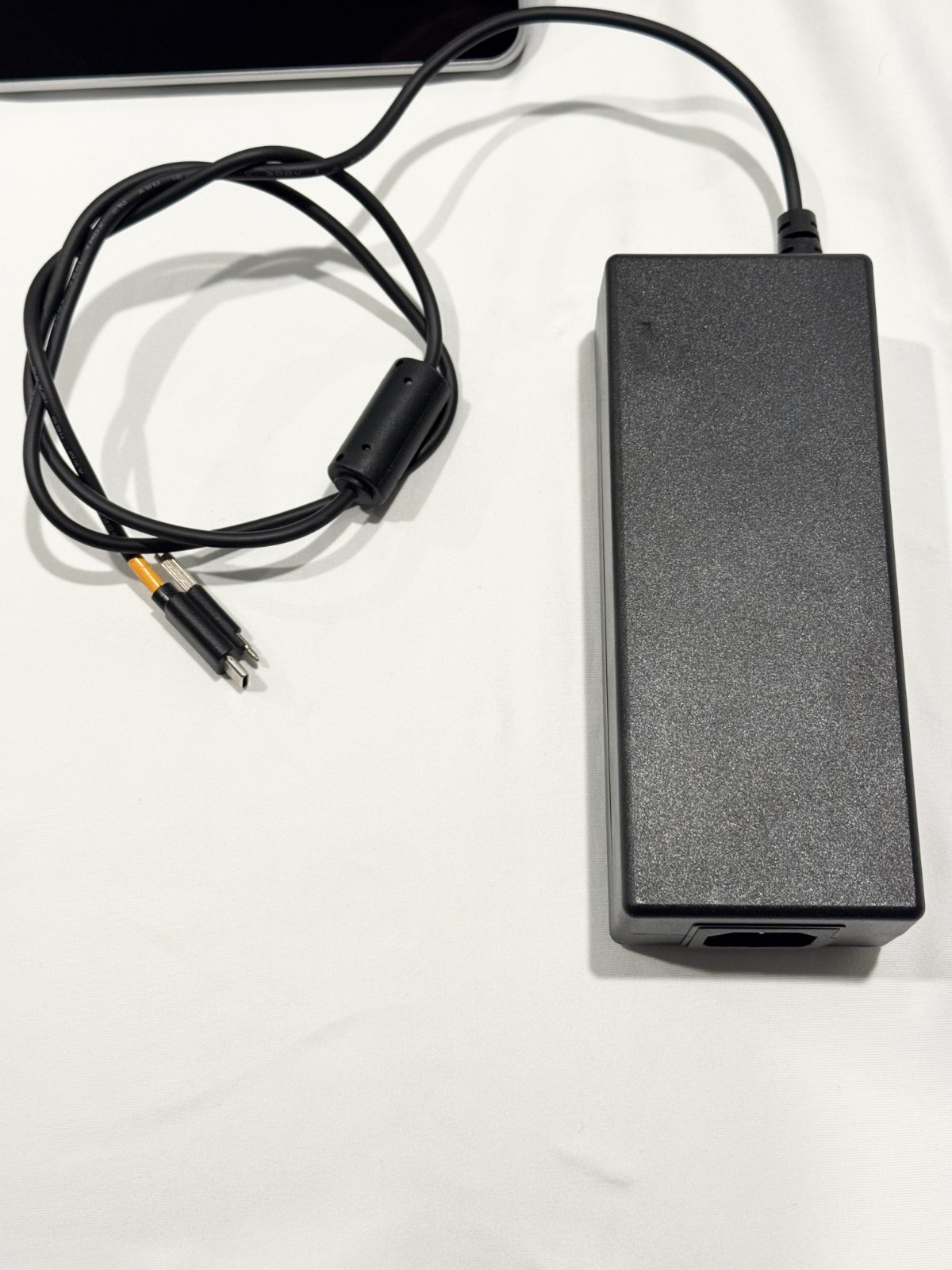 Toast Flex TT200 POS System w/ Power Supply w/ EMV Card Reader SKU351 | READ