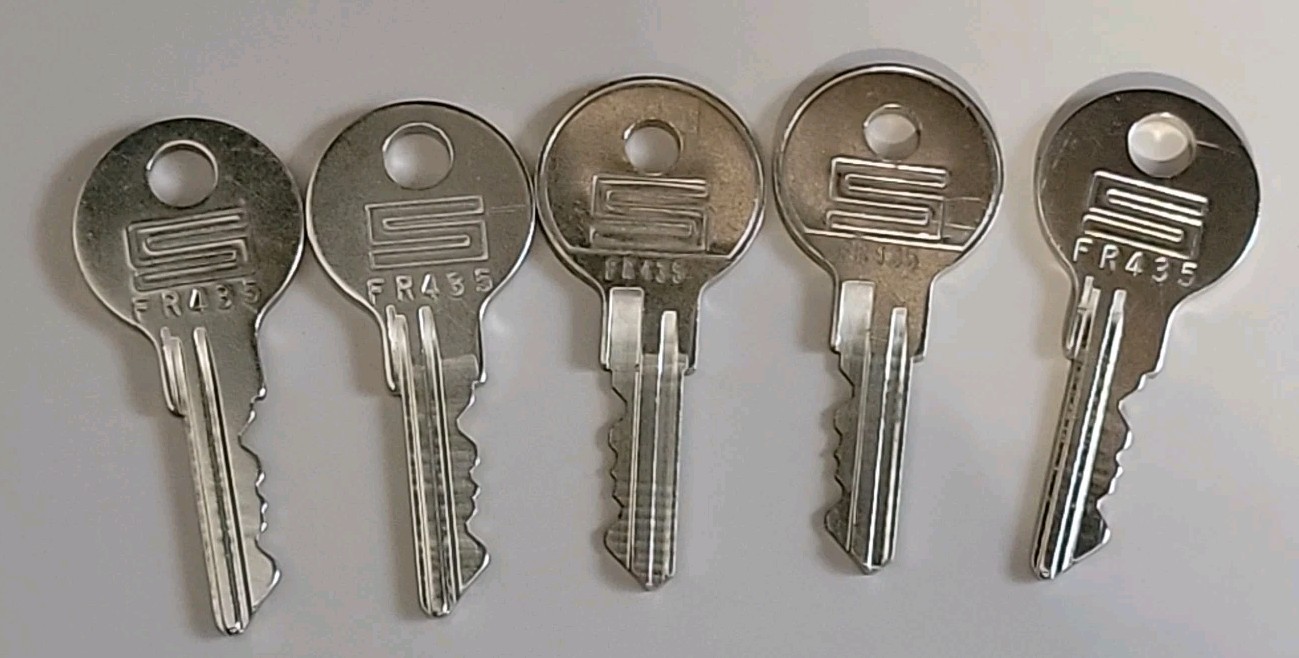 LOT OF 5 STEELCASE KEYS FR435 OFFICE FURNITURE FACTORY ORIGINALS 🔥🔥