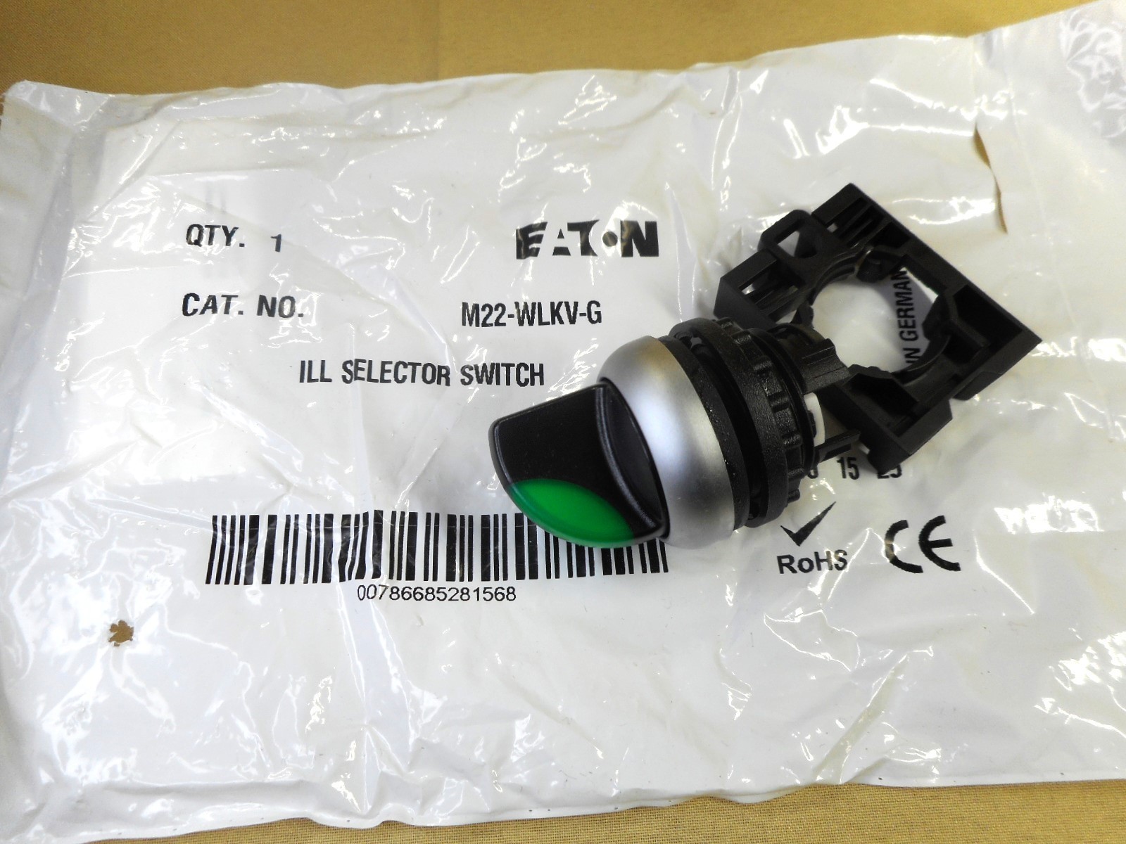 MOELLER  M22-WLKV-G selector switch (NIB)