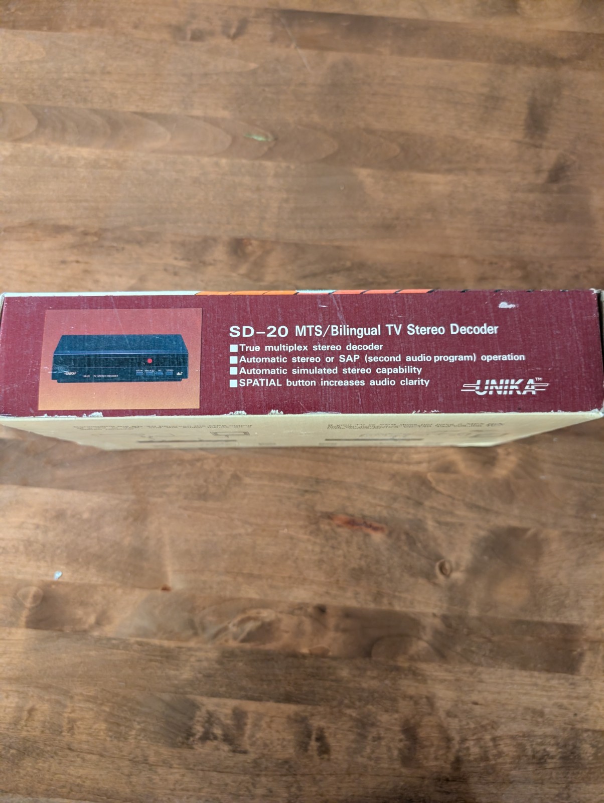 UNIKA SD-20 MTS/Bilingual TV Stereo Decoder with Cables and Manual