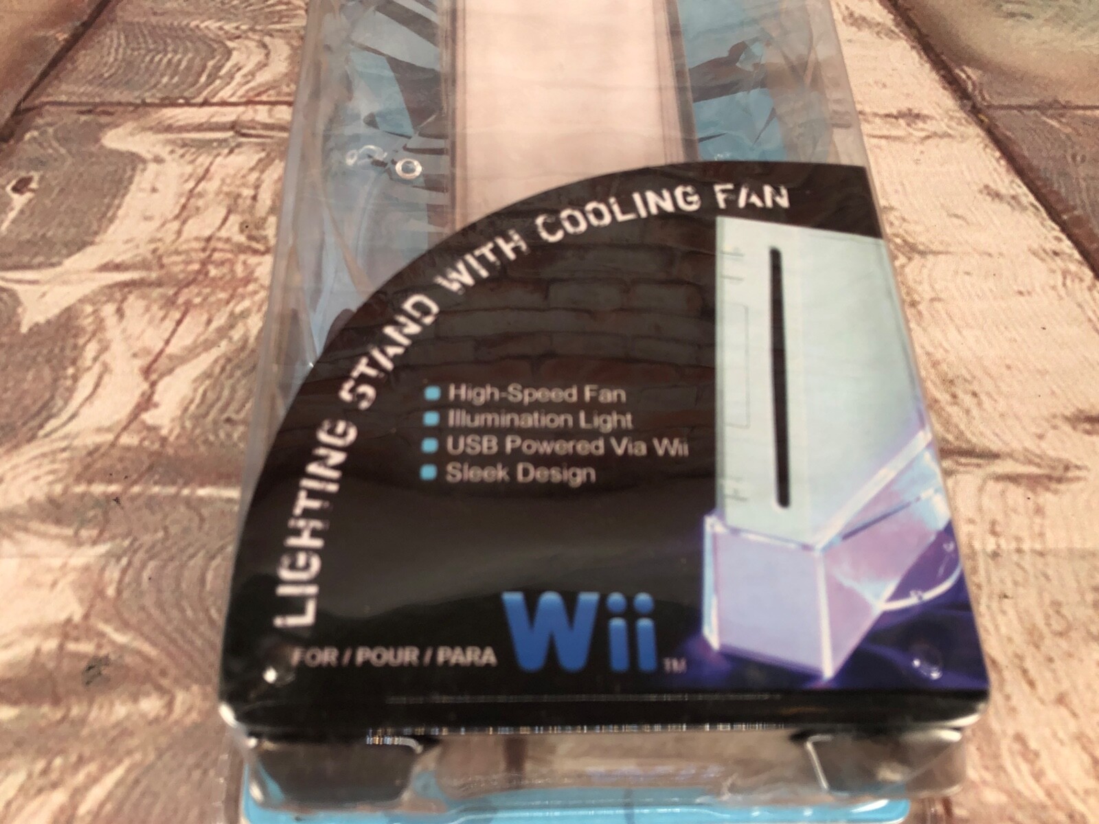 Hyperkin Lighting Stand with Cooling Fan for Wii console NEW