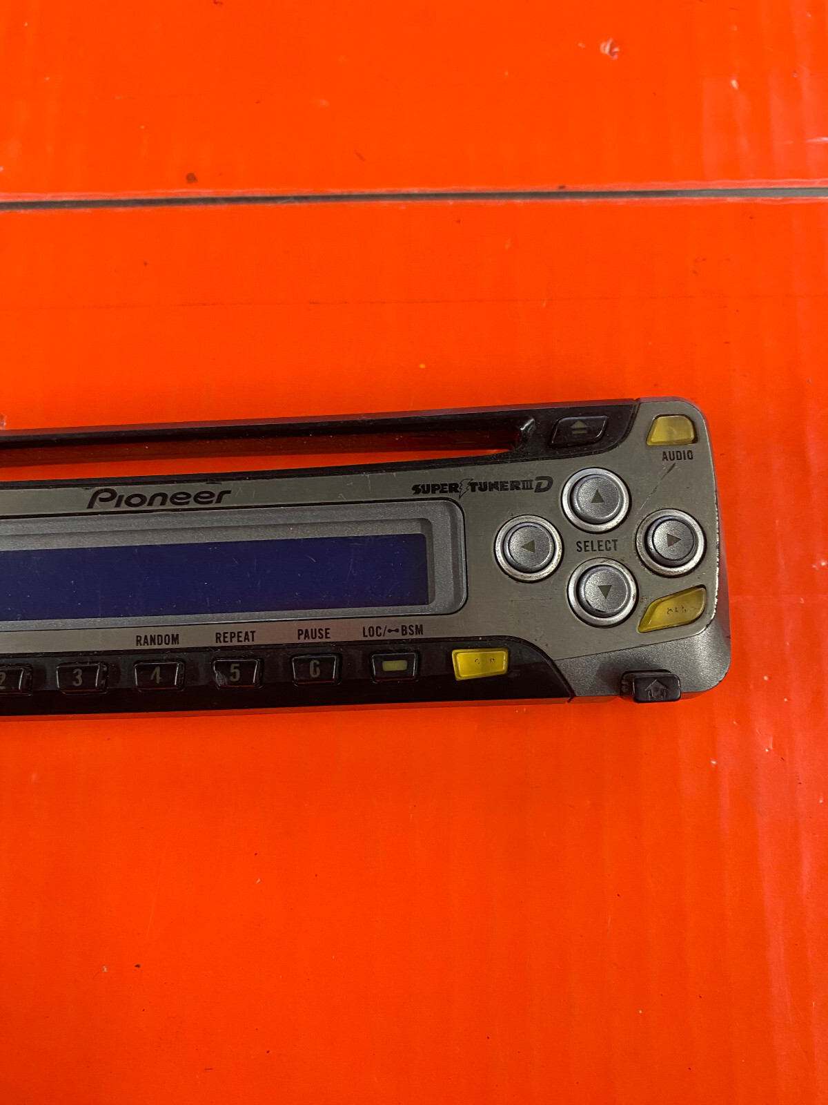DEH-1600 faceplate