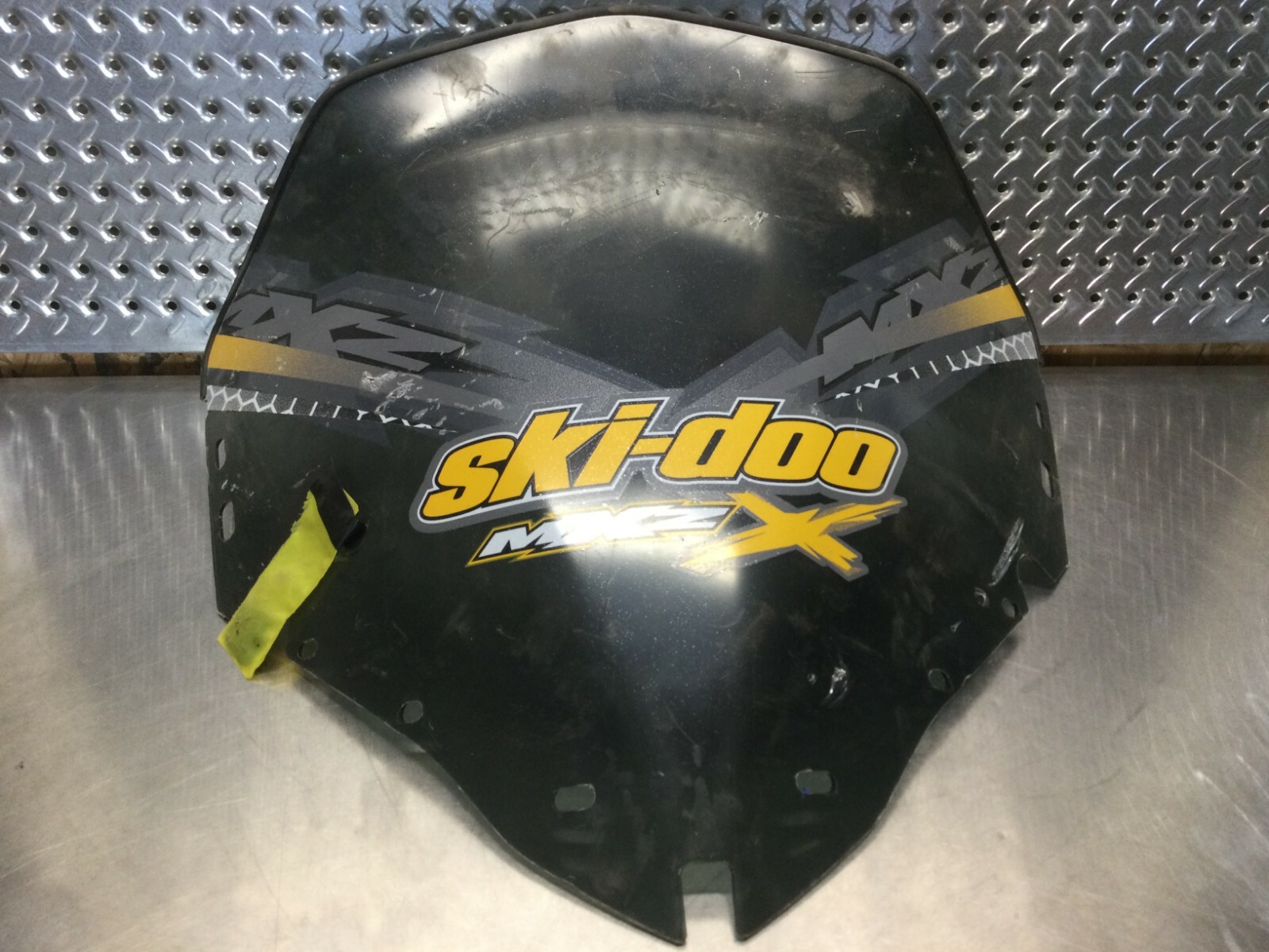 SKI-DOO WINDSHIELD 517304173 S017