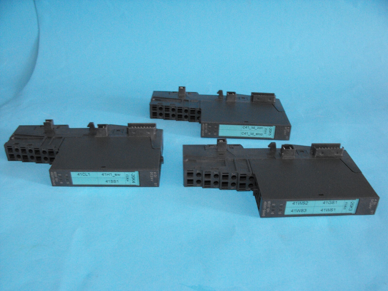 Siemens 6ES7131-4BD01-0AA0+TM-E15C24-01 Terminal Module.USED