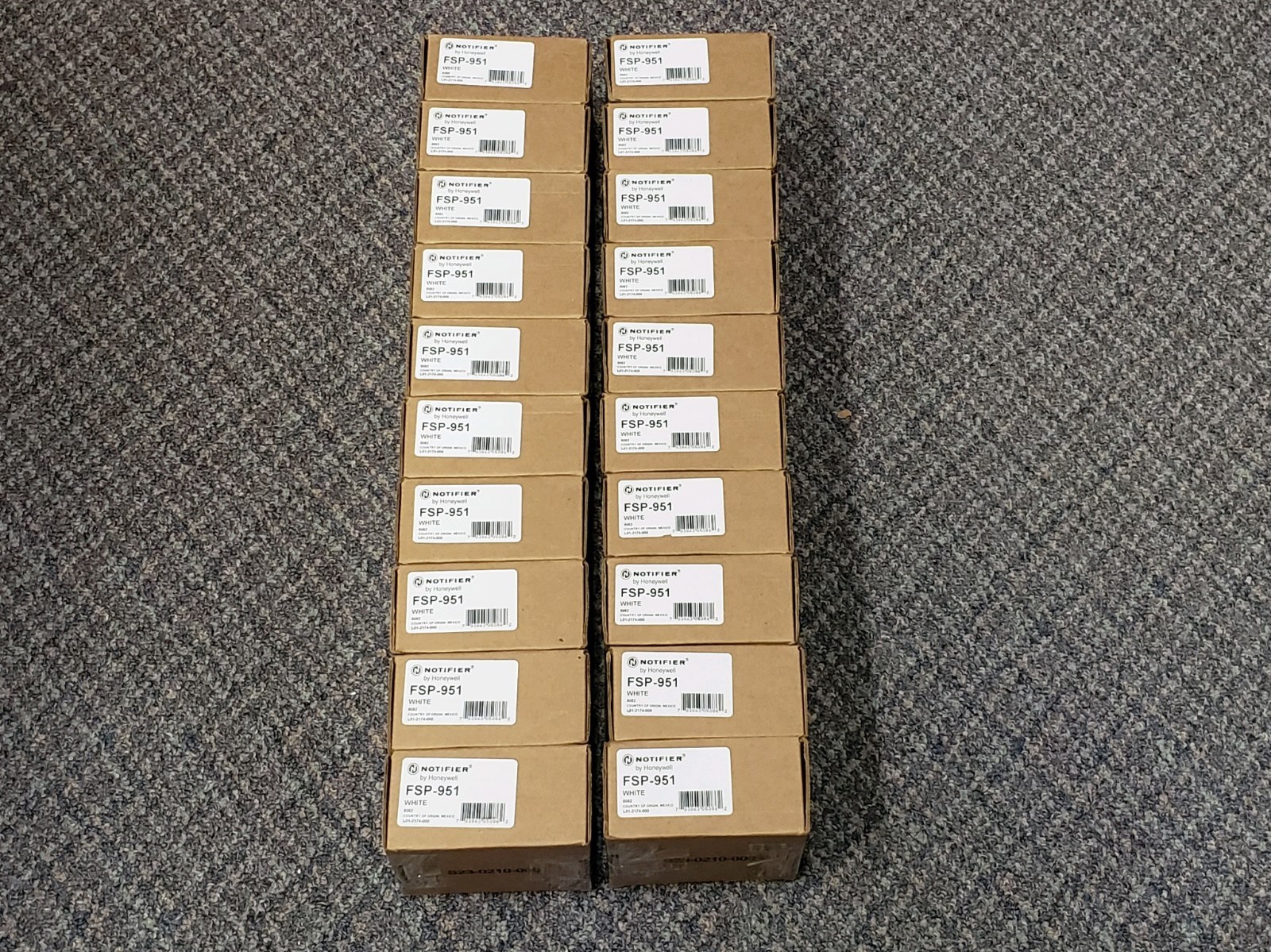Lot of 20 - Notifier FSP-951 Smoke Detector *Brand New* NIB