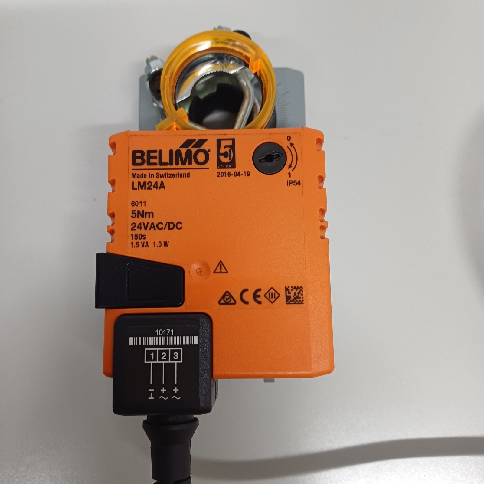Belimo LM24A Damper Actuator 5Nm 24VAC/DC New Surplus Stock with Cable