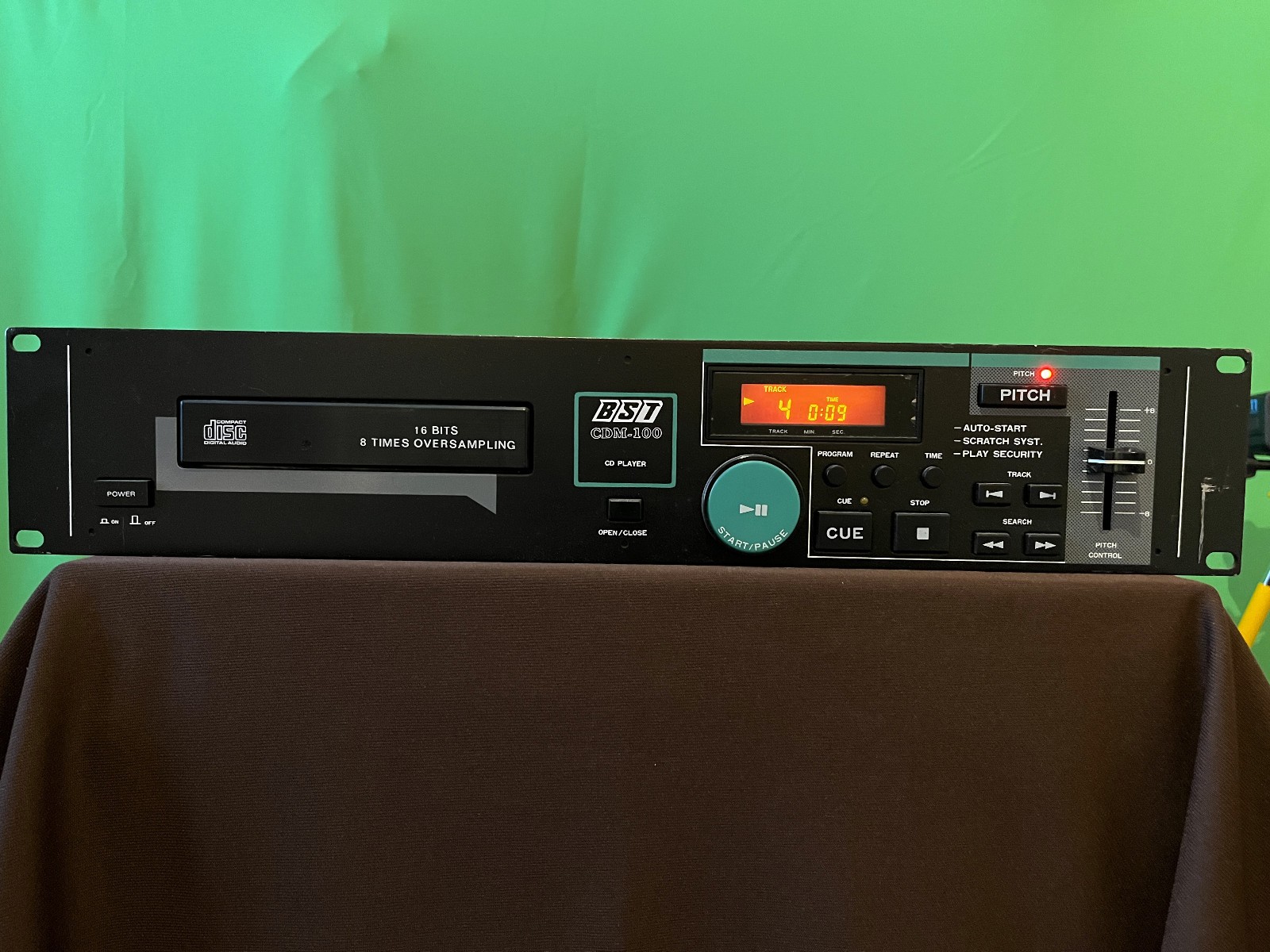BST Mixing CD Player CDM-100