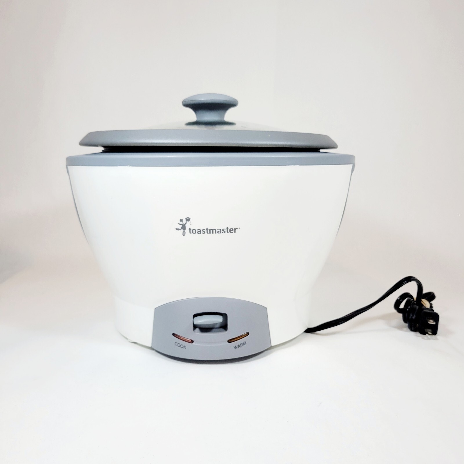 Toastmaster 10-Cup Electric Rice Cooker White Model #TRC10TCT cook and warm