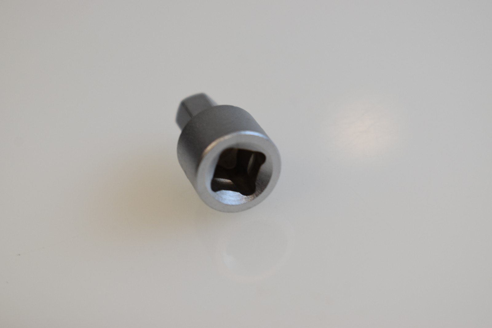 Blue Point Tools BLPHS1414 1/4" SAE Stubby Hex Bit Socket 1/4" Drive