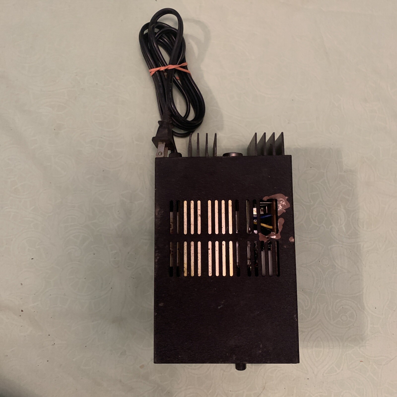 Regulated DC Power Supply Alectron Model CW-204-C Used