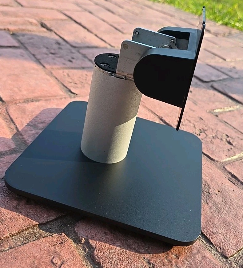 Elo Short Tabletop Stand for 10" I-Series E160104