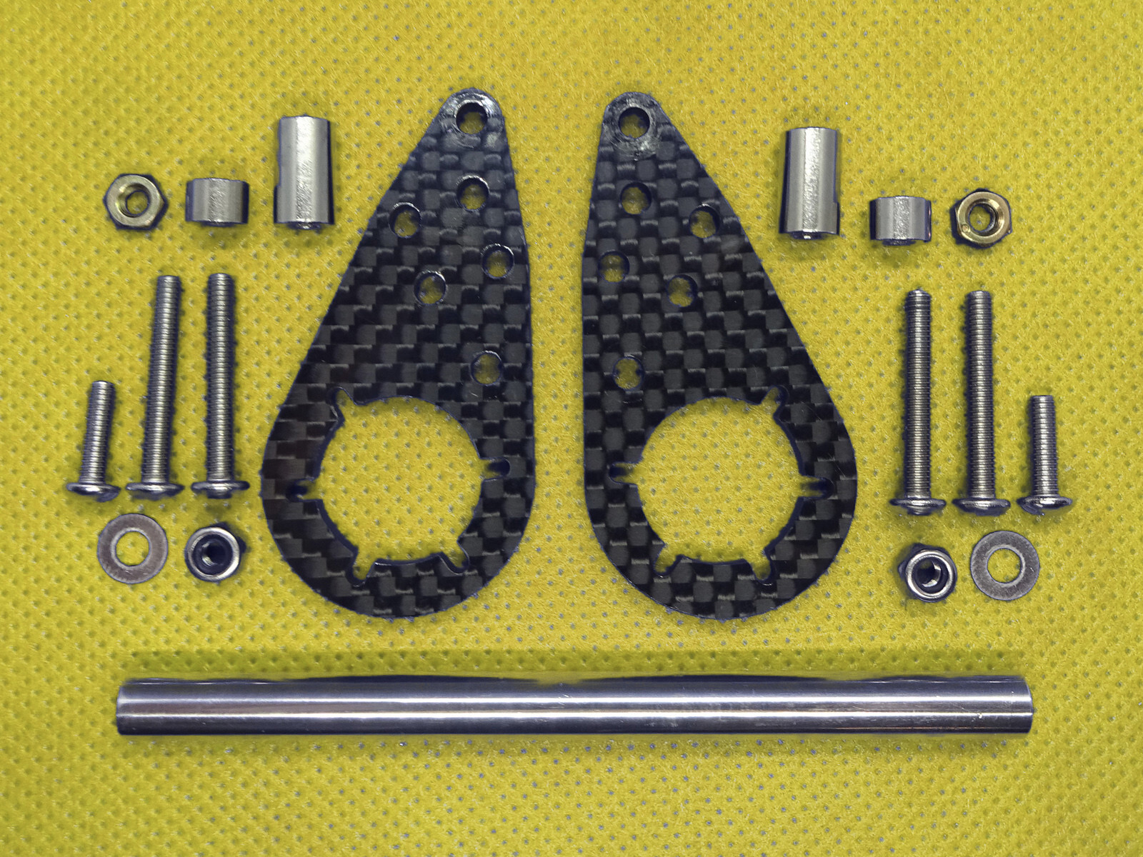 UKMonsters Rear Suspension Brace for Tamiya Lunchbox / Pumpkin
