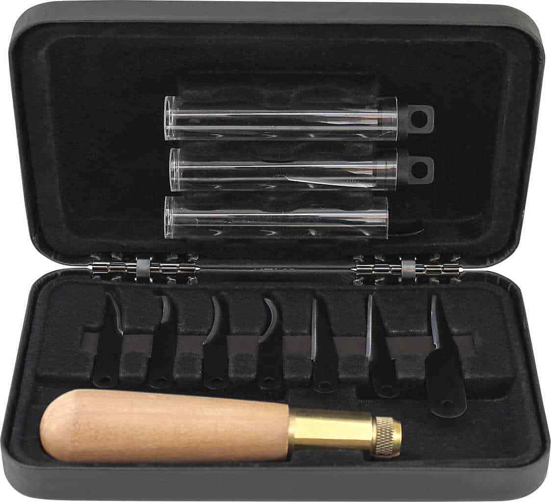 Schrade 22UH Uncle Henry Wood Carving Kit 10 Blades & Carrying Case