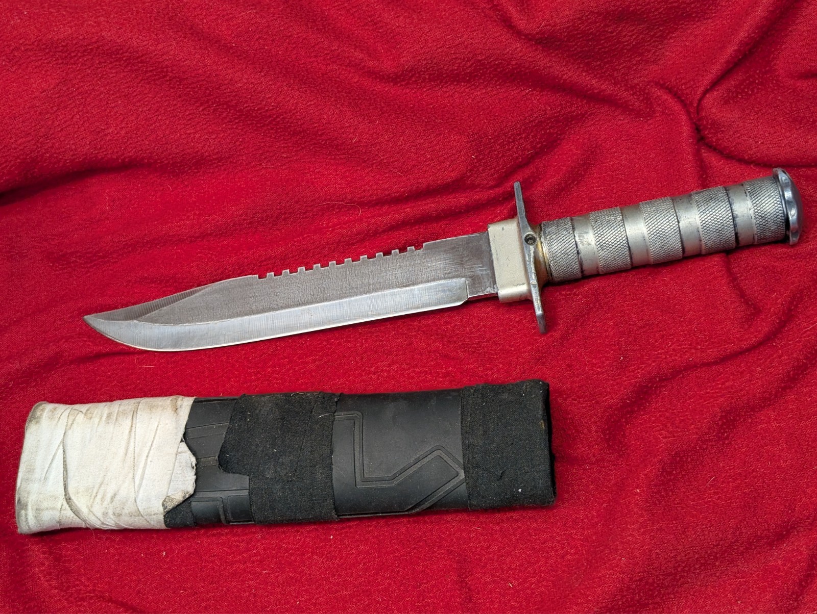 14" Hunting Survival Knife RAMBO Style Combat Tactical Stainless Knife w/Sheath