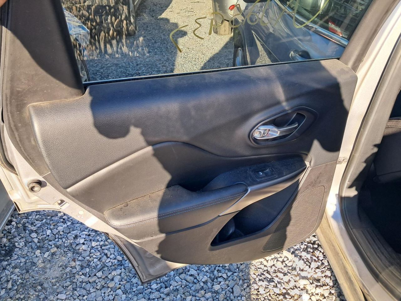 CHEROKEE 2019 Glove Box 4856684