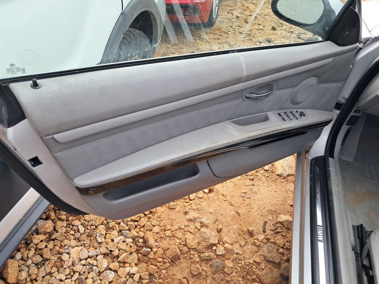 335I 2007 Glove Box 4808698