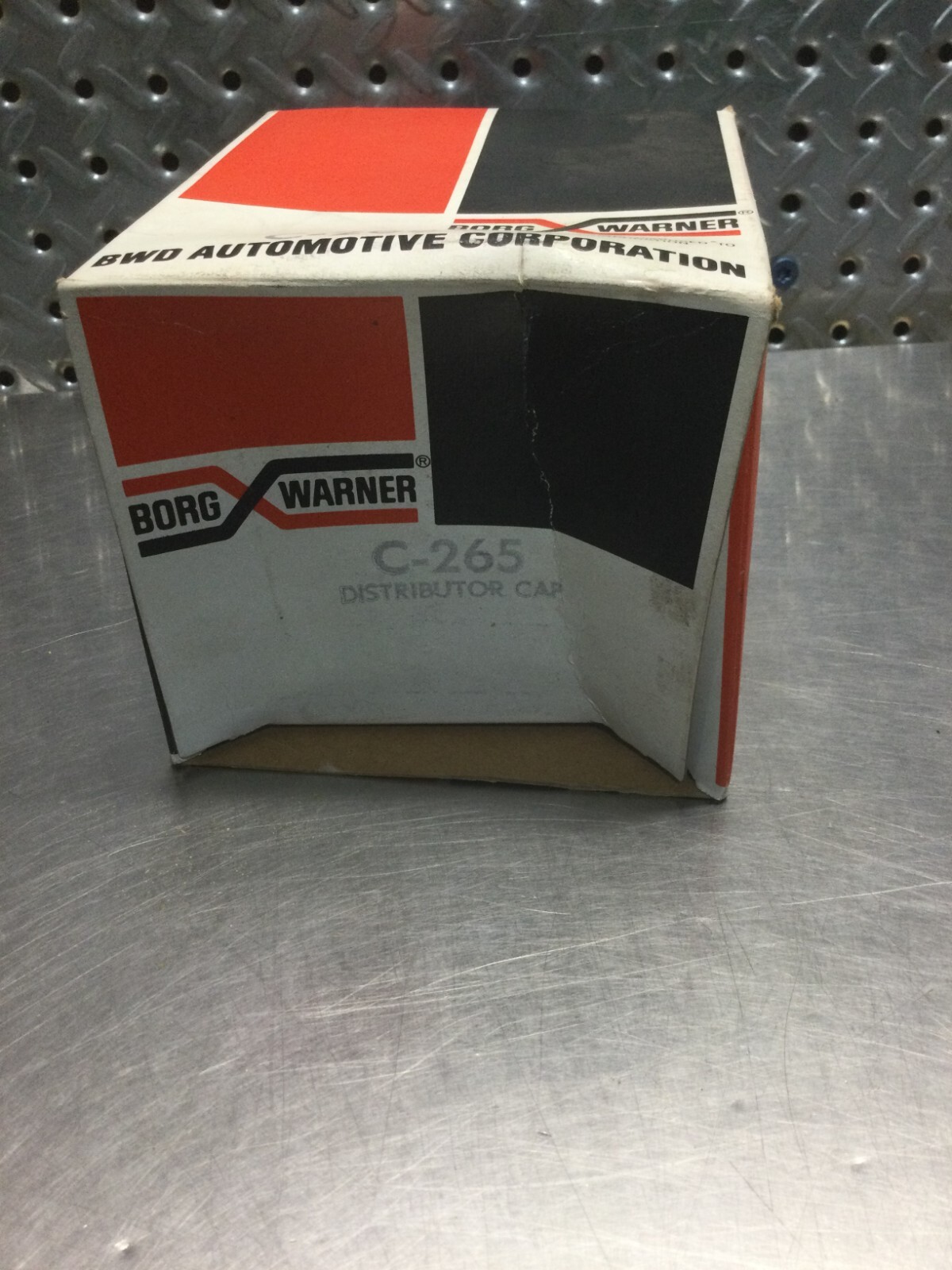 BORGWARNER DISTRIBUTOR CAP C265 t168
