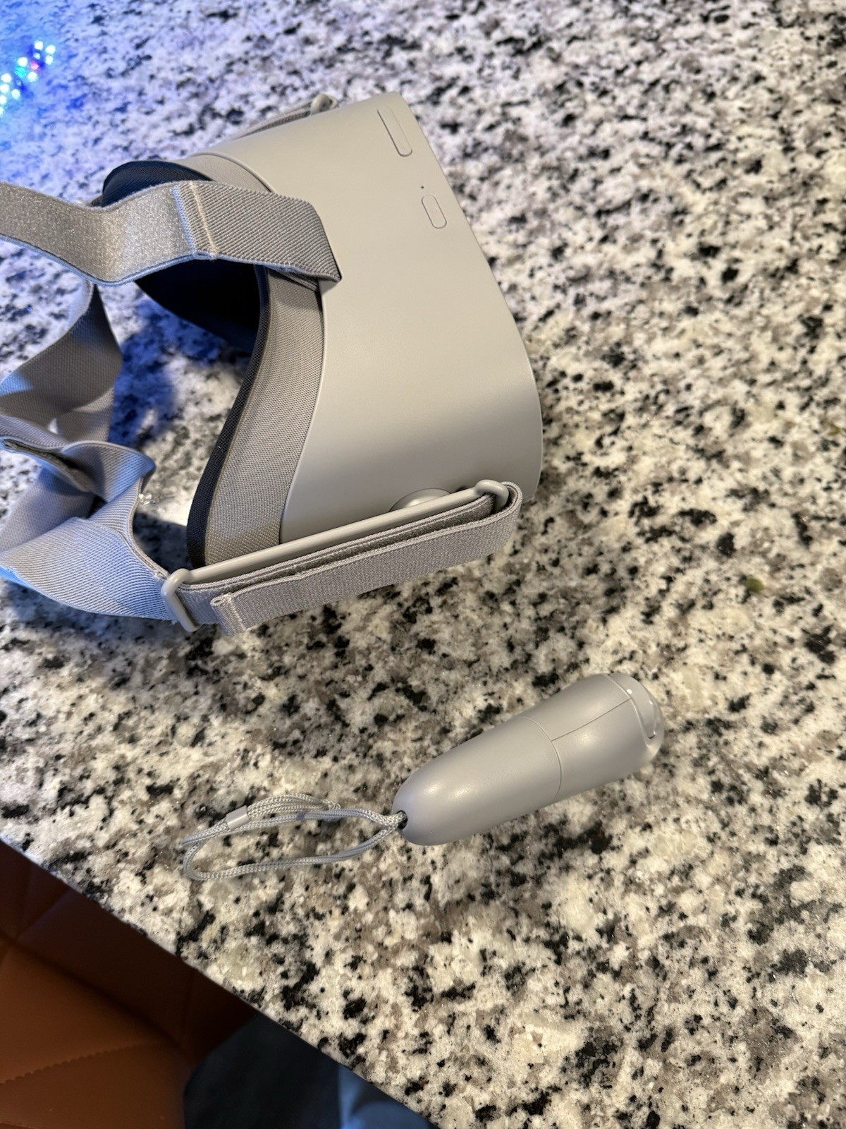 Meta Oculus Quest VR Headset