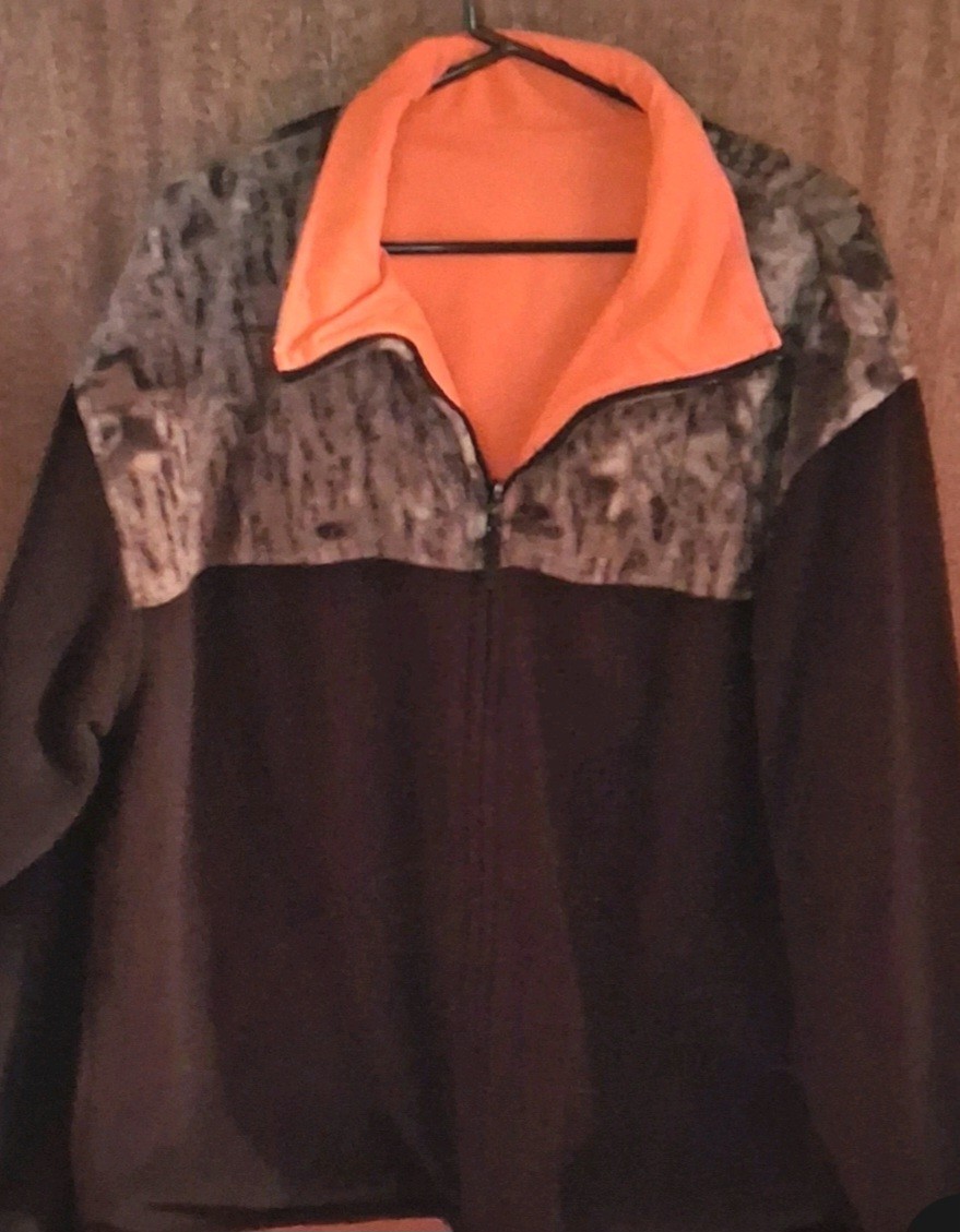 Mens Hunters Jacket Size XL Camo Full Zip Fleece Lined Real Tree  Safety Orange