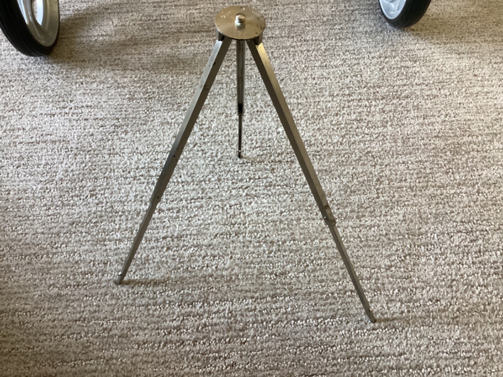 Vintage Camera Tripod Willo Made in Germany DRGM with foldout legs tabletop