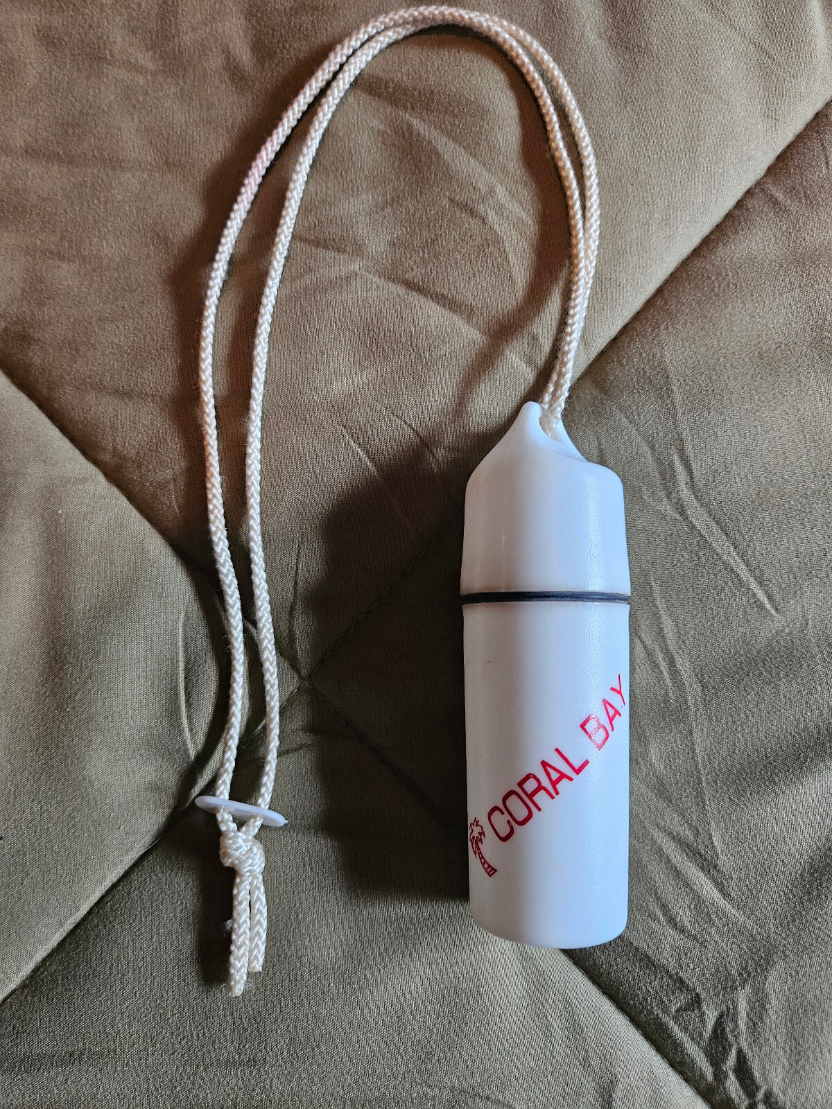 Coral Bay Floating Safe Water-tight Money Holder Case & Lanyard Clip for Outdoor