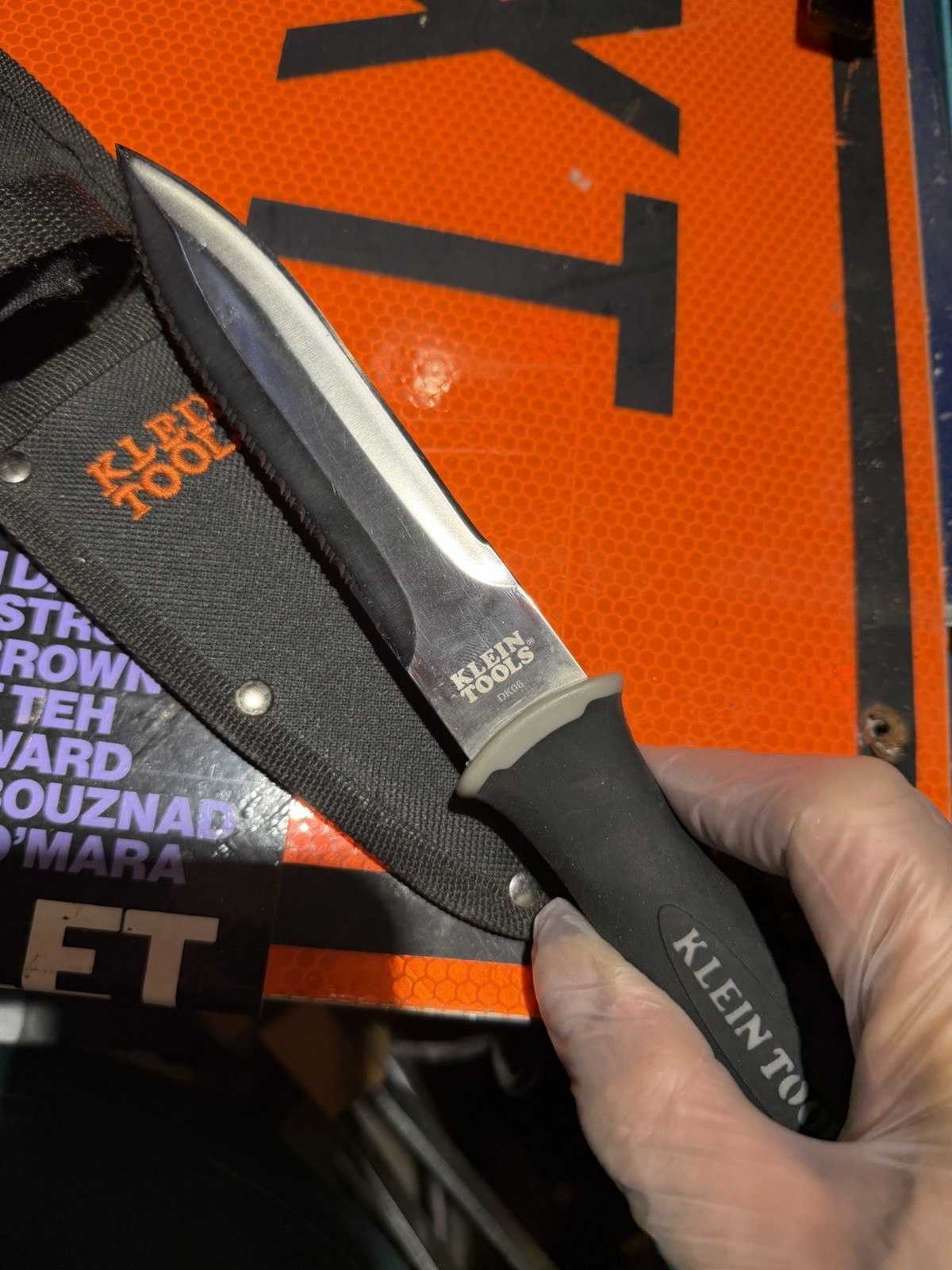 Klein Tools Serrated Duct Knife With Sheath
