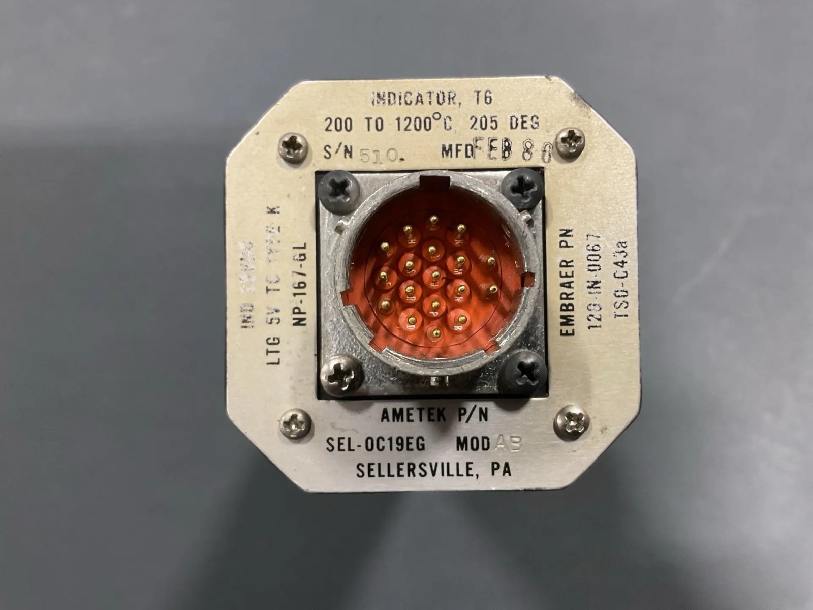 T6 Indicator EMB-120 w 8130