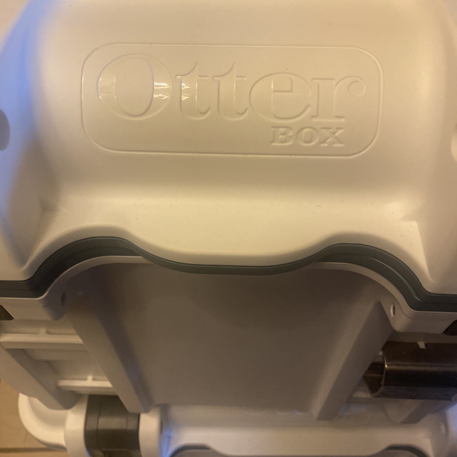 OtterBox - Venture 25-Quart Cooler - White