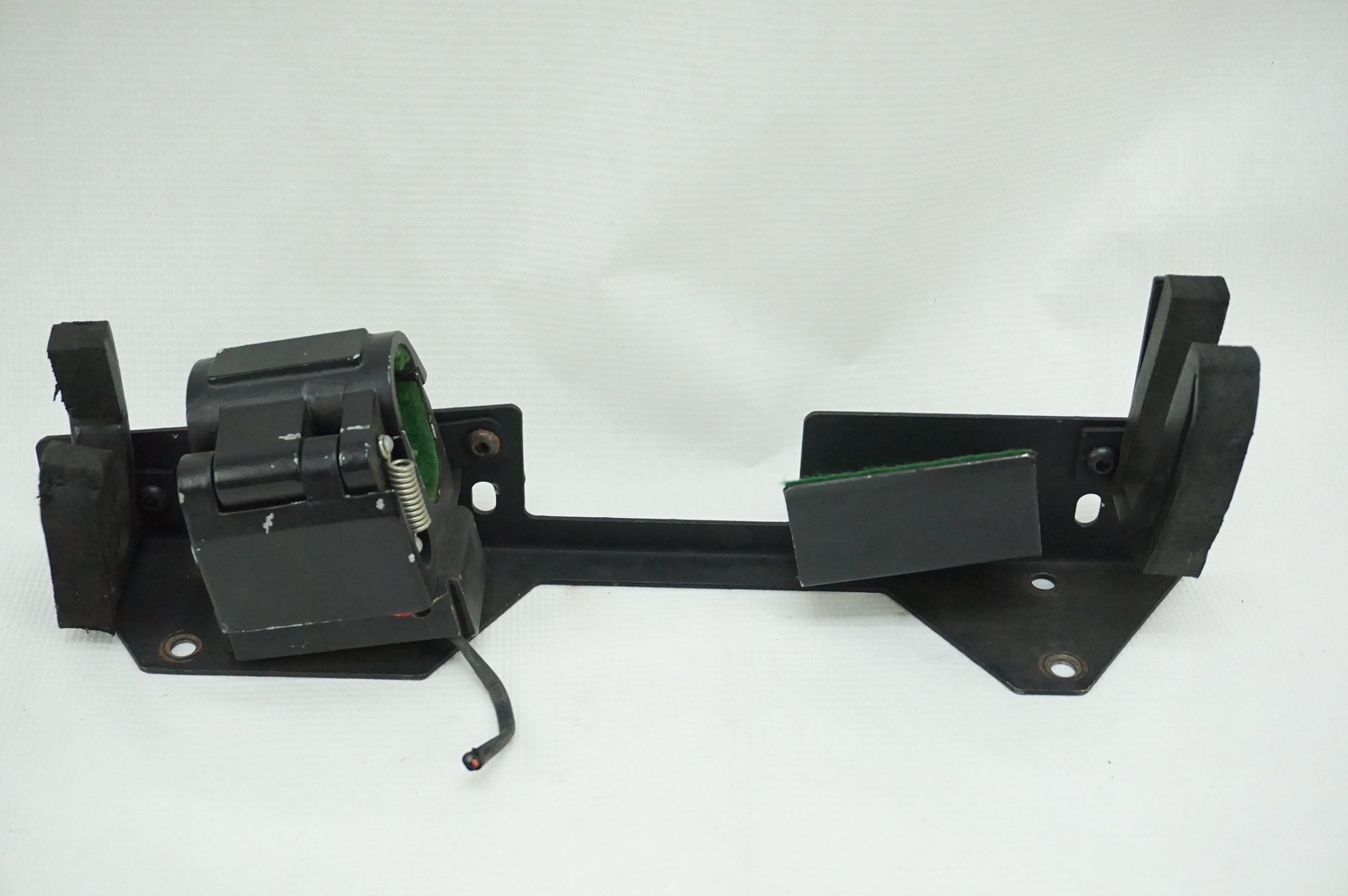Big Sky Racks Electronic Shotgun Lock with Vehichle Mount