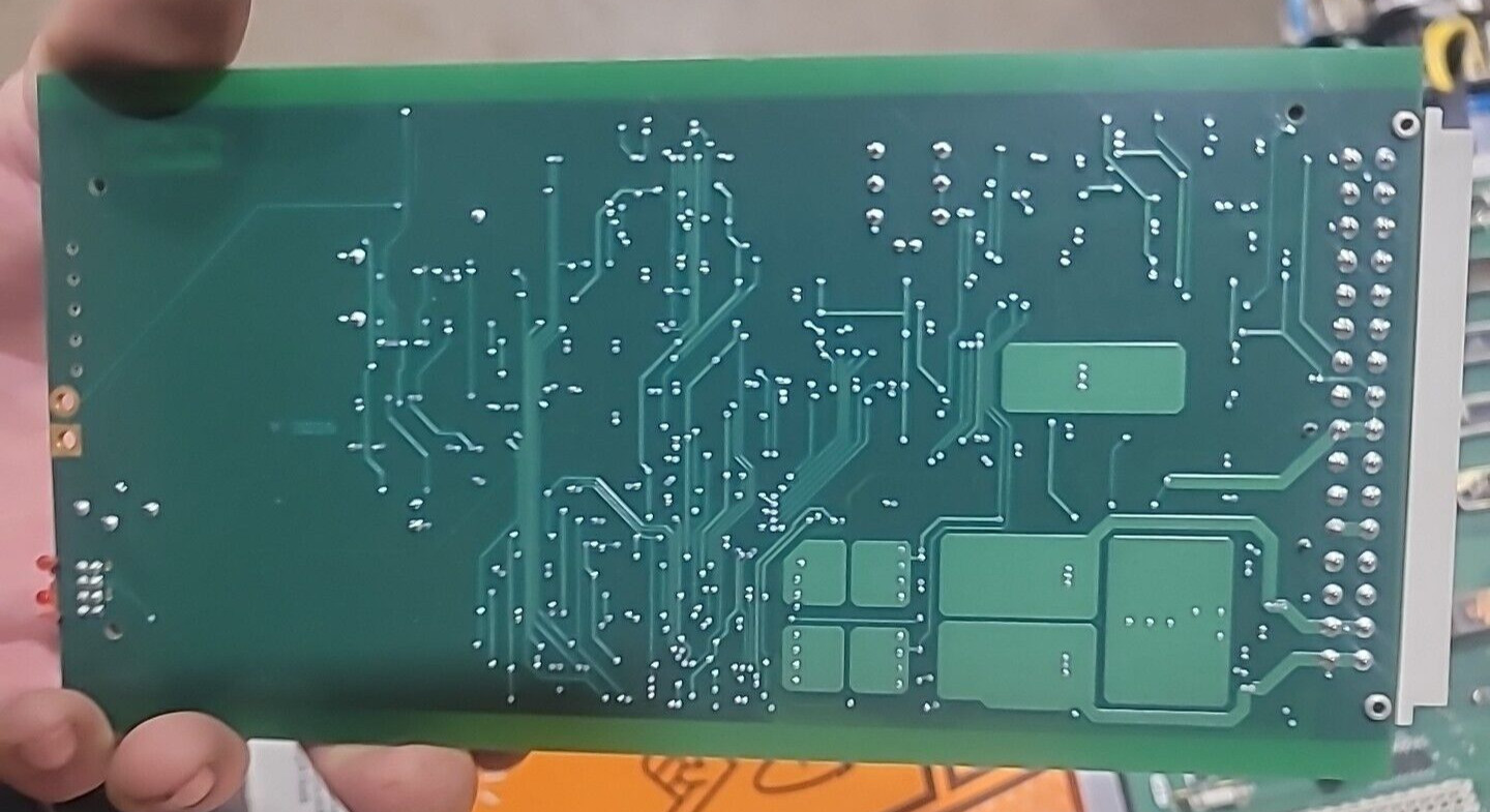 Universal Instruments UIC PCB Board 48904902