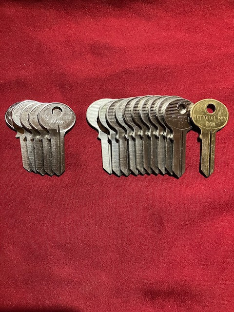 Lot Of 16 BO1 Keyblanks, For Bommer Locks