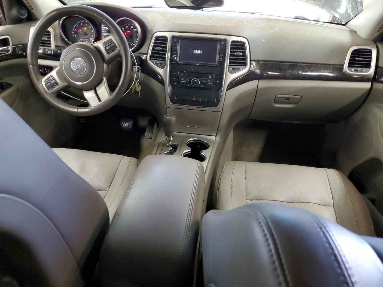 CHERGRAND 2013 Glove Box 4907117