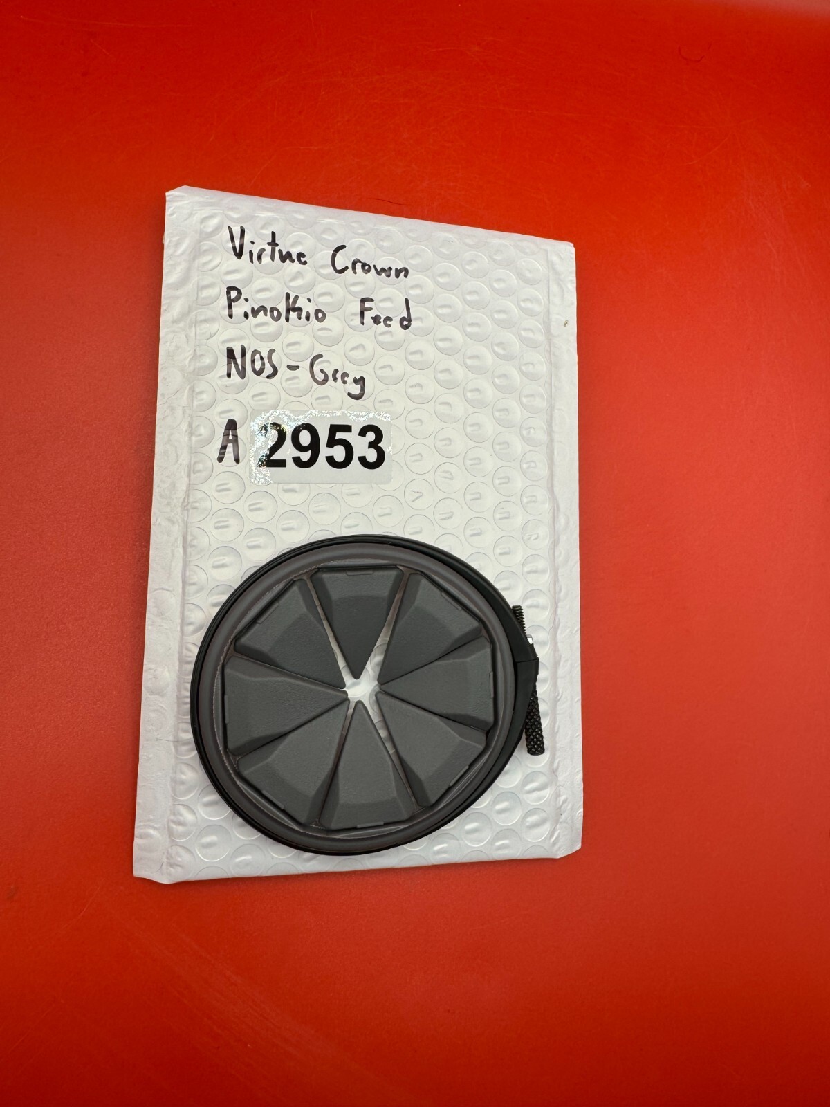 Virtue Crown Pinokio Feed NOS - Grey