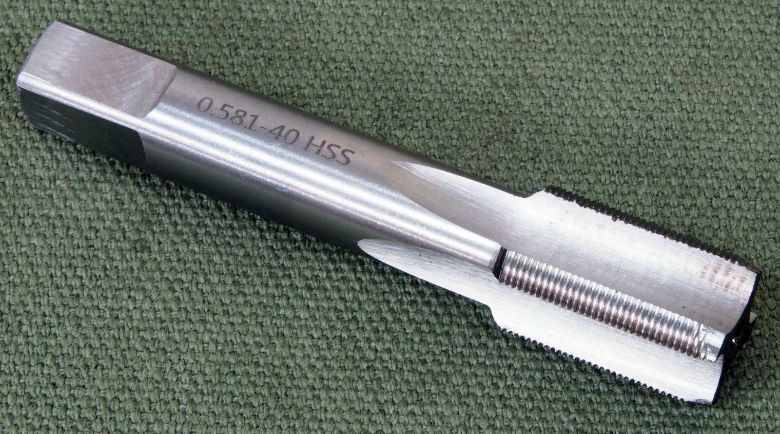 0.581 x 40TPI, Tap, High speed steel, suits 1911 compensators