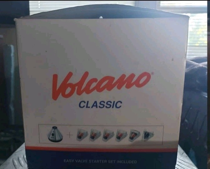 Non-Digital Volcano brand new unopened never used