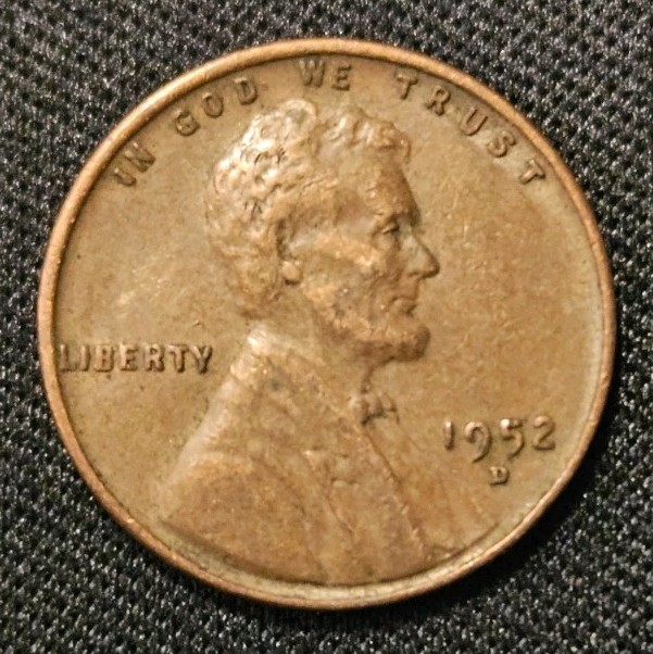 1952 Lincoln Wheat Cent • Denver Mint • Circulated • Free Shipping