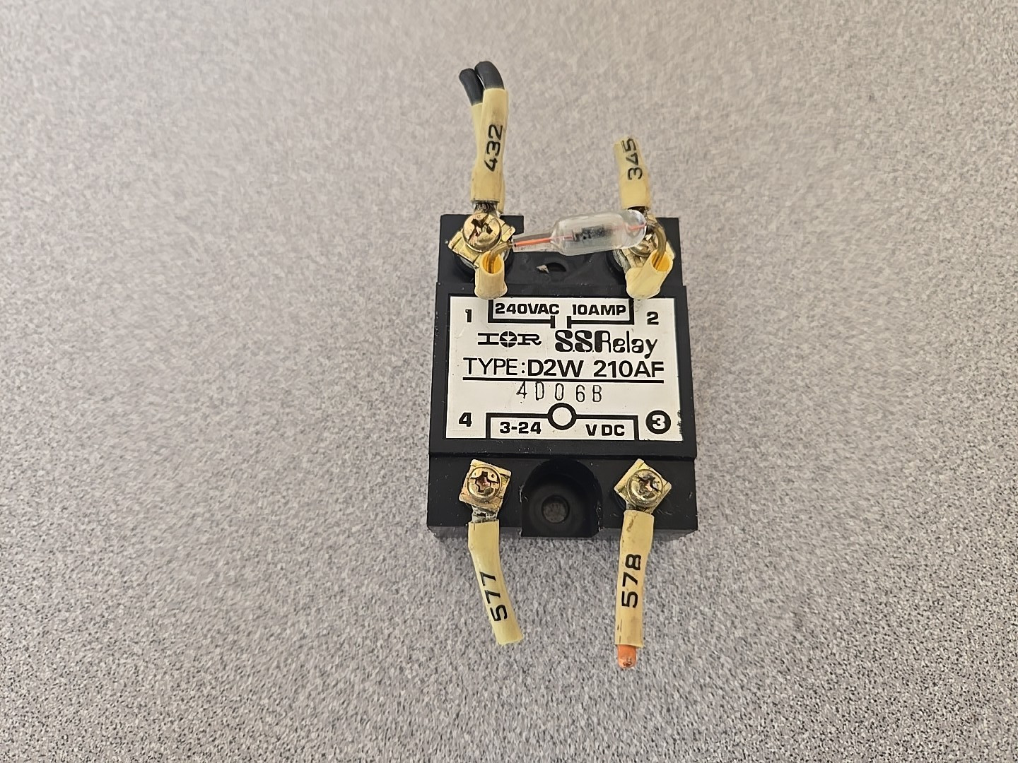 IR Crydom D2W-210AF Solid State Relay, 240VAC Input  3-24 VDC Output 10 AMP