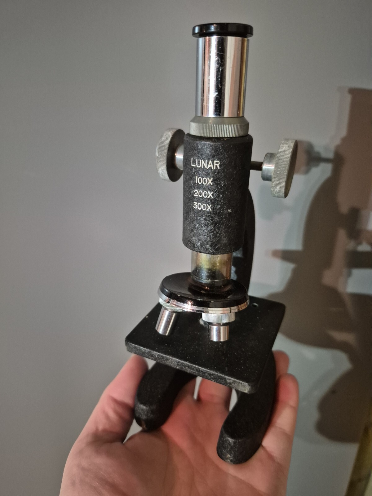 Vintage School MICROSCOPE 100-200-300×