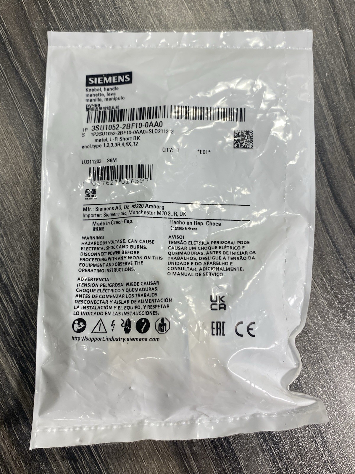 Siemens 3SU1052-2BF10-0AA0 2-Pos Round  Black Illuminable Selector Switch 22MM