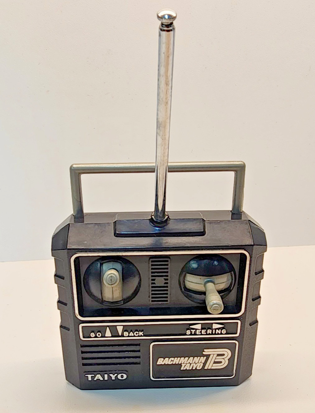 Vintage Bachmann Taiyo B 27 MHz Radio Control Transmitter. Remote Control Unit.