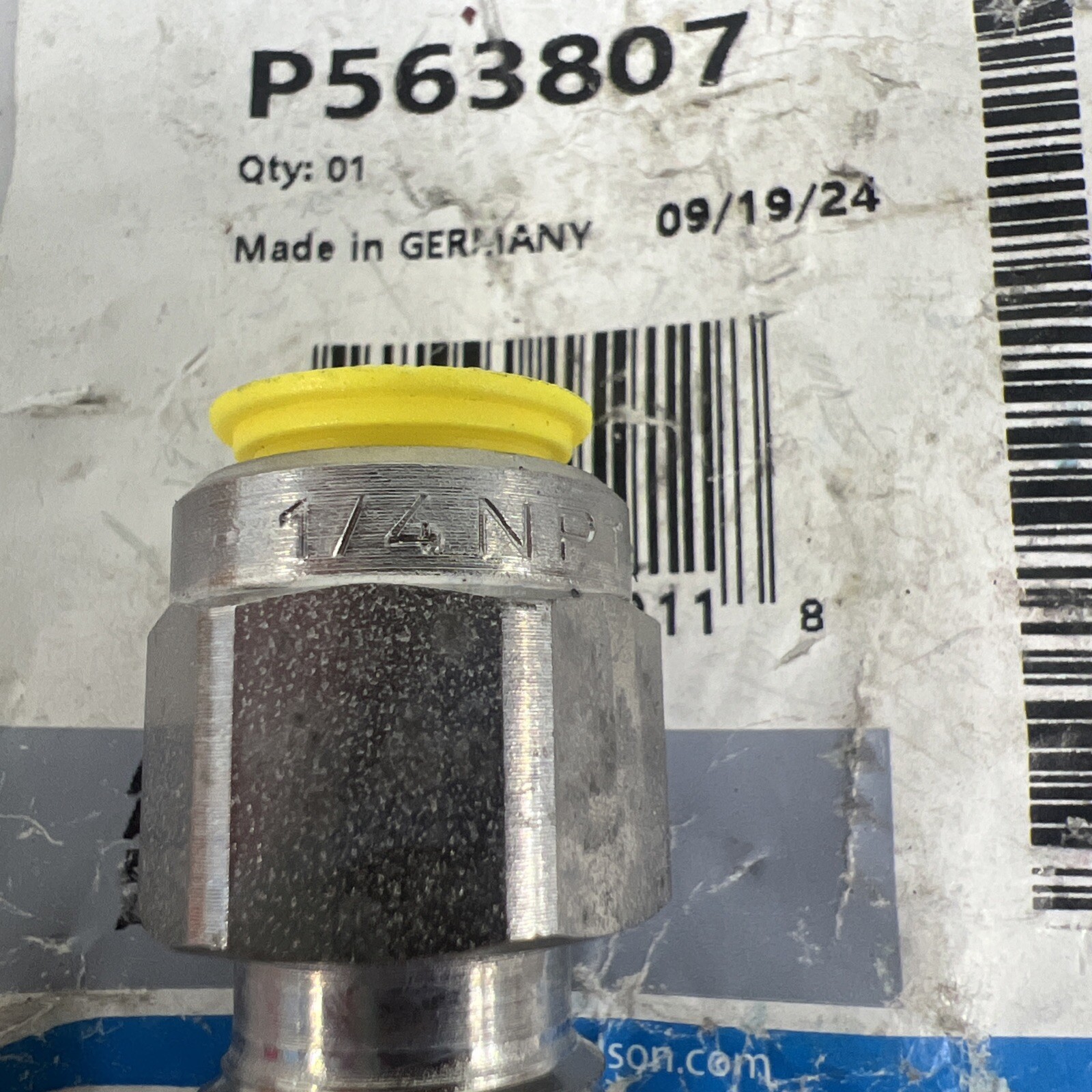 Donaldson P563807 Adapter Hydraulic
