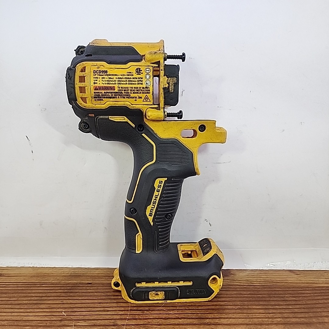 Used DeWalt DCD998 Clamshell Housing Set Cordless Hammer Drill N730148 w/ Screws