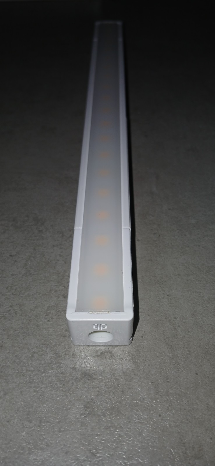 Satco Thread Linear LED System Under Cabinet Light 10" 4.2w 2700k 63-102