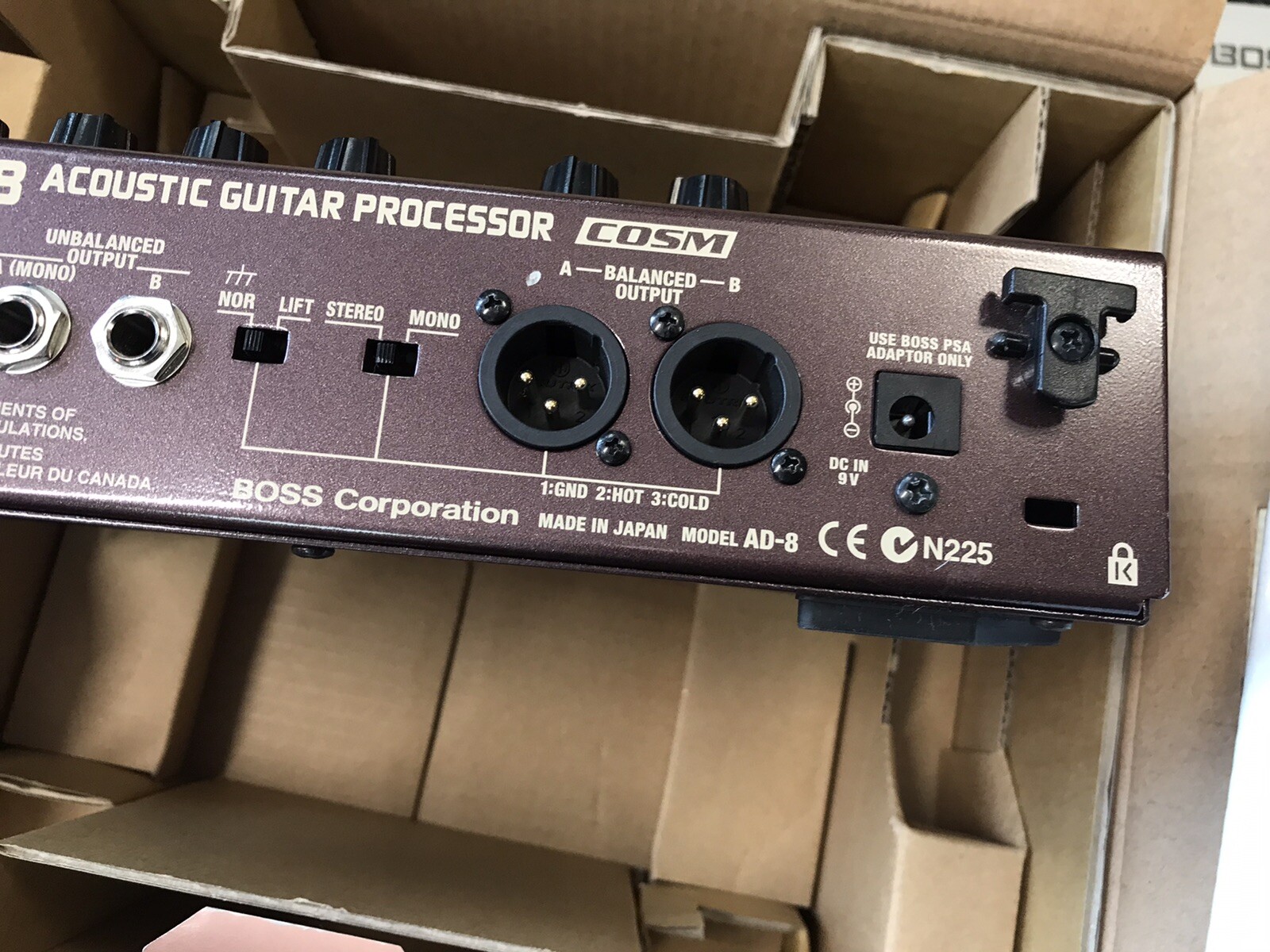 Boss AD-8 acoustic guitar processor with manual and box in mint condition